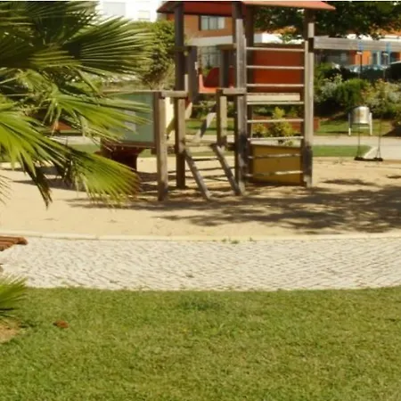 Rocha Gardens Apartmán *