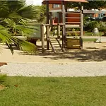 Rocha Gardens Apartament *