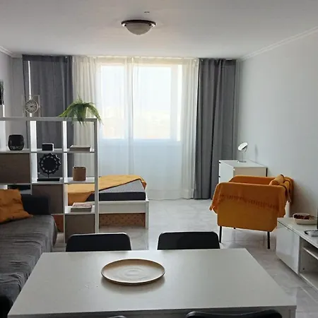 Rocha Gardens * 波尔蒂芒