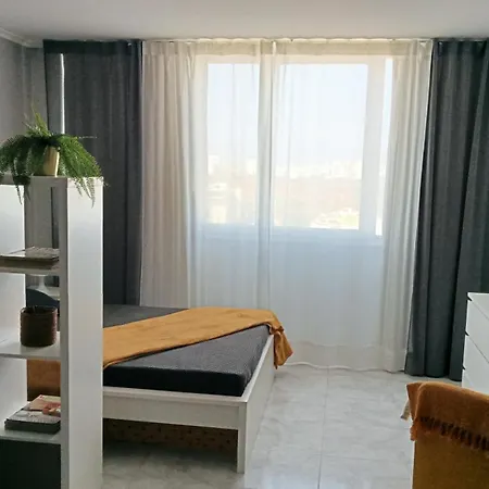 Rocha Gardens 波尔蒂芒